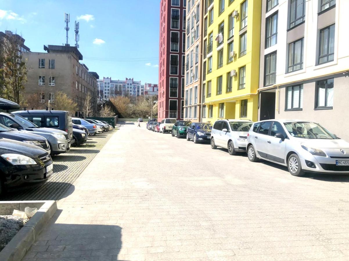 Osapart Hotel In A Complex Semycvit 2 Львов Экстерьер фото