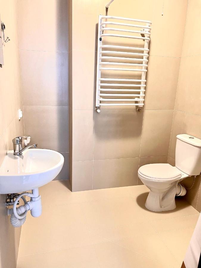 Osapart Hotel In A Complex Semycvit 2 Львов Экстерьер фото