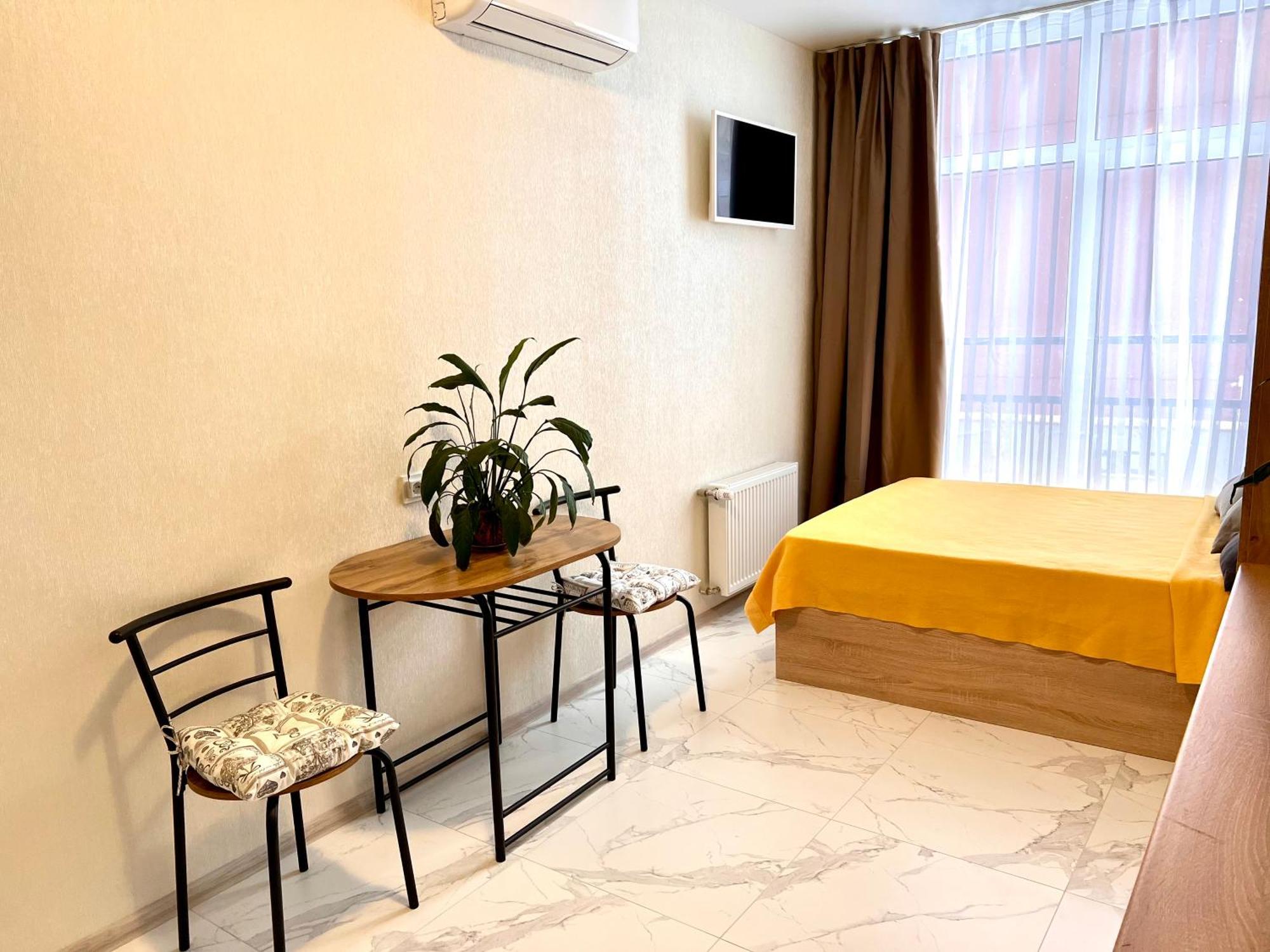 Osapart Hotel In A Complex Semycvit 2 Львов Экстерьер фото